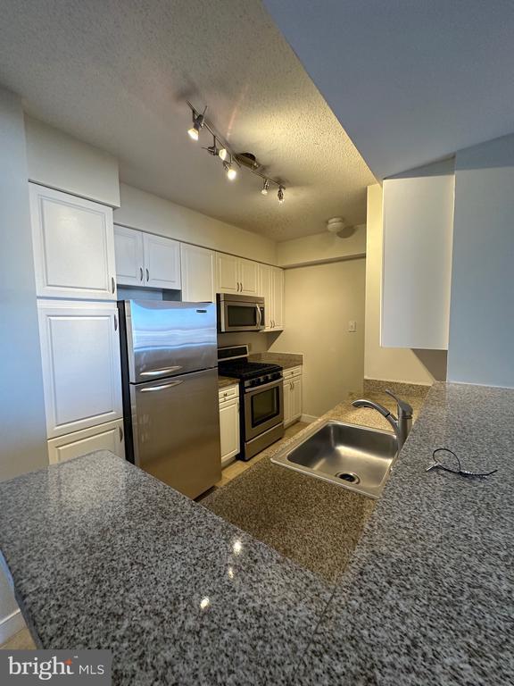 Photo - 555 Massachusetts Ave NW Unidad 917