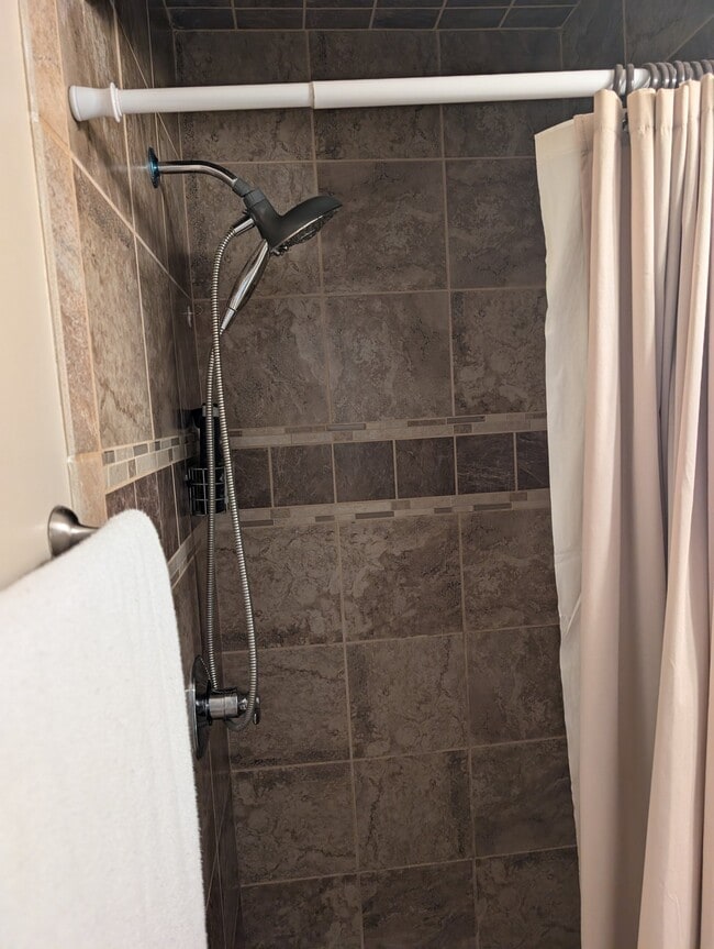 Photo - 8143 Brown Rd
