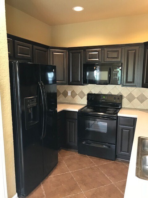 Photo - 7418 Moss Brook Dr
