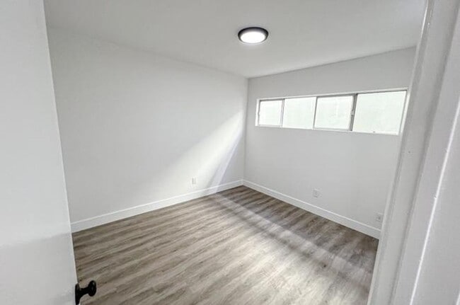 Photo - 5315 Lorna St