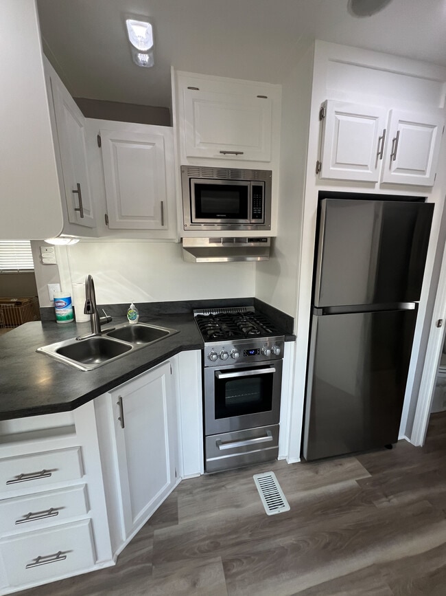 Photo - 6501 SE 55th St Unit Remodeled Mobile Home