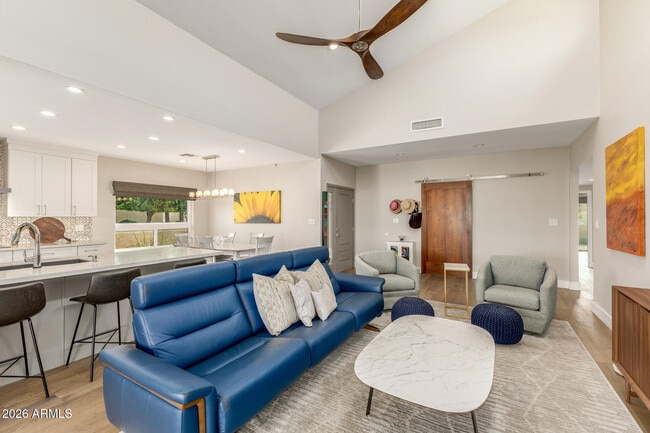 Photo - 5137 N 79th Pl