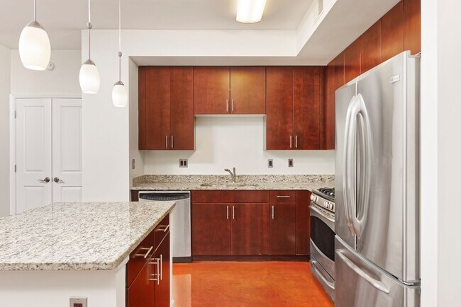 Kitchen granite countertop and stainless steel appliances