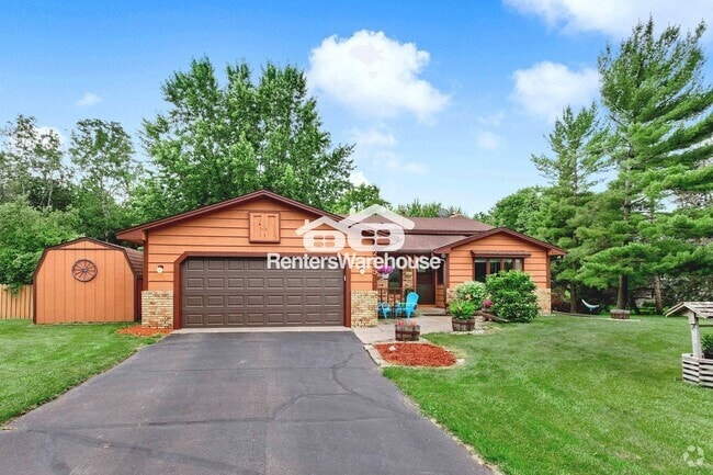 Building Photo - 2539 83rd Ct N Rental
