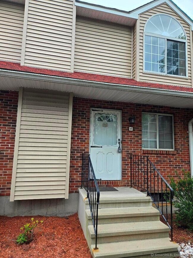 Building Photo - 62 Pierpont Rd Unit APT 4
