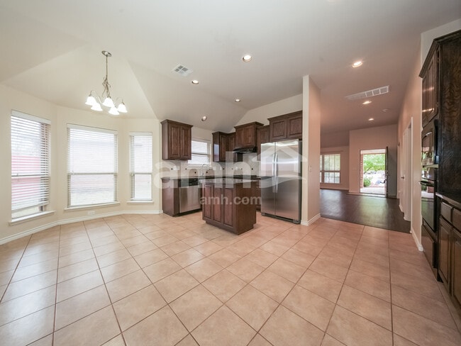 Photo - 16304 Fair Winds Way