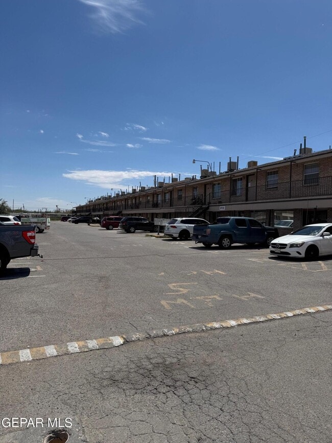 Photo - 8507 Alameda Ave Unit 3