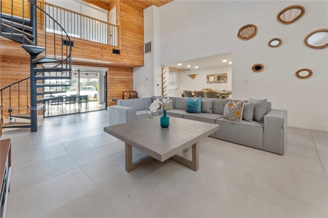 Photo - 7536 W Treasure Dr