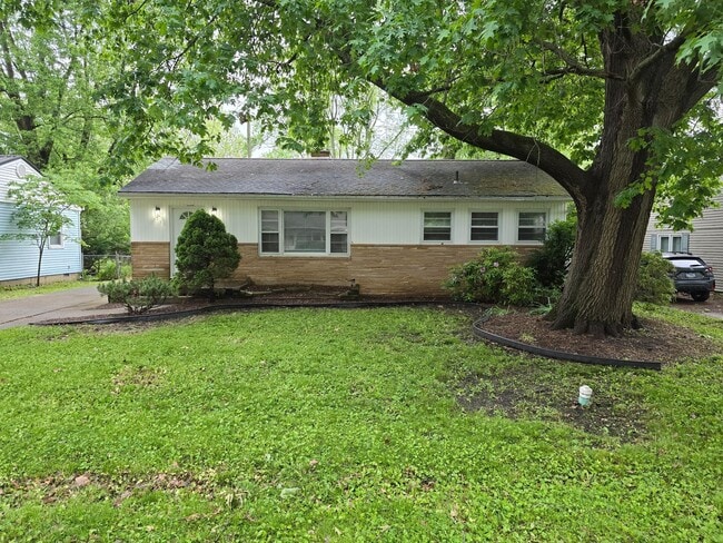 Charming Home with Hardwood Floors - Charming Home with Hardwood Floors