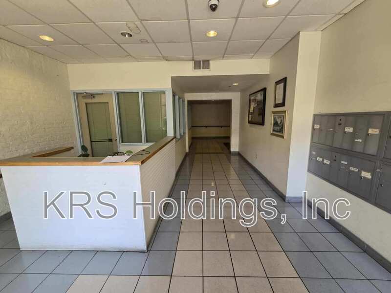 Photo - 633 W Washington St Unidad 1102