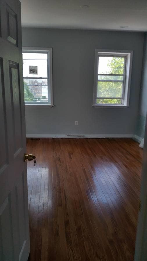 Photo - 2324 Essex street - 3rd Floor