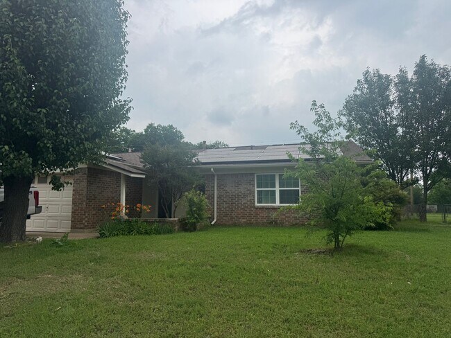 Photo - Lovely Crowley Home For Lease