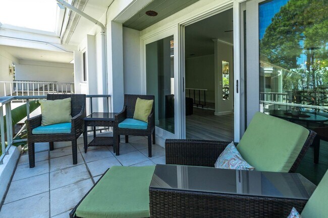 Photo - 311 Island Way