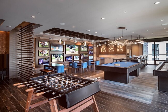 Photo - Signature at Reston Town Center