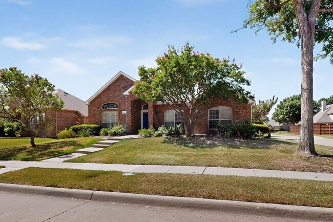 10201 Max Ln