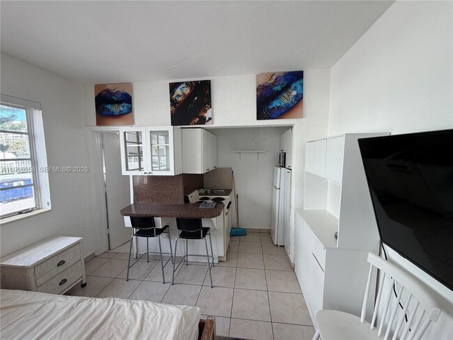 Photo - 301 86th St Unidad 303-1