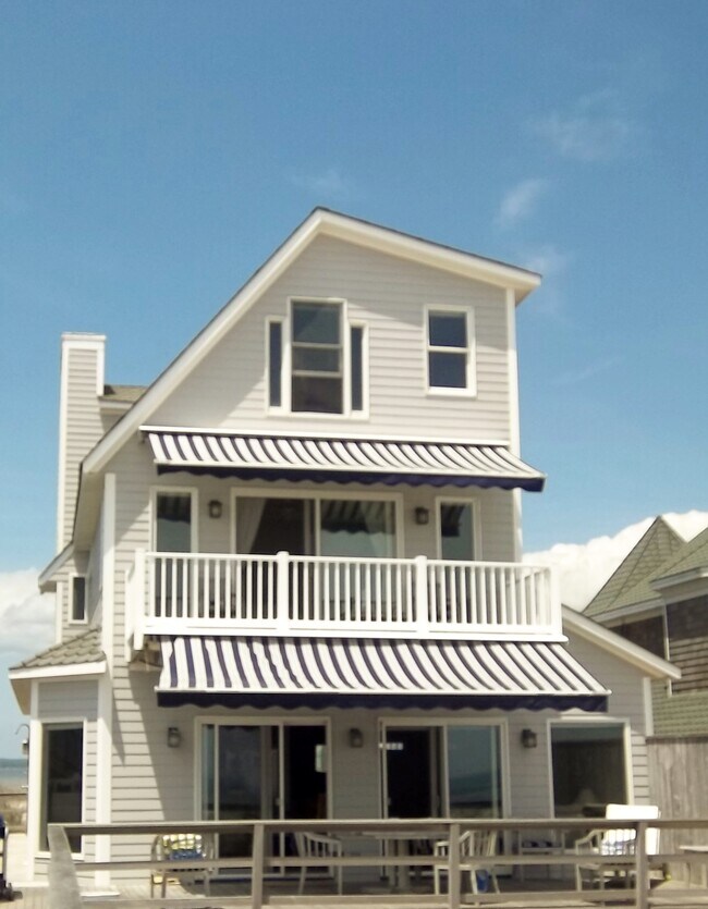 Photo - 793 Dune Rd House