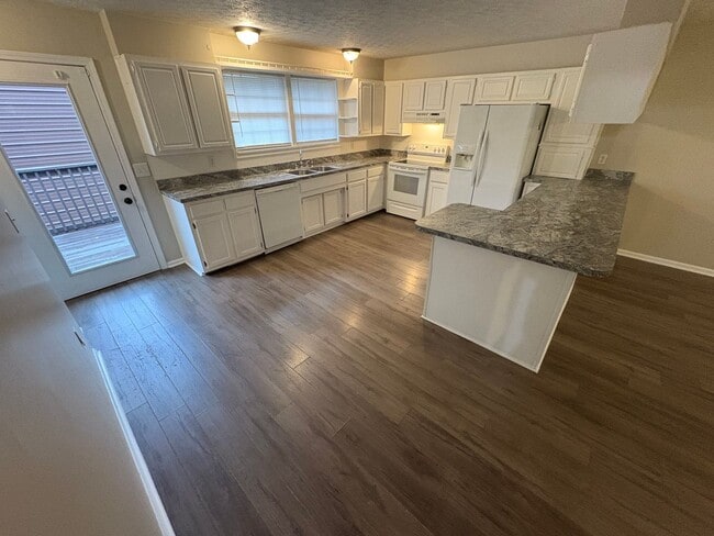 Photo - FOR LEASE- SINGLE-FAMILY HOME IN HARTSVILLE!