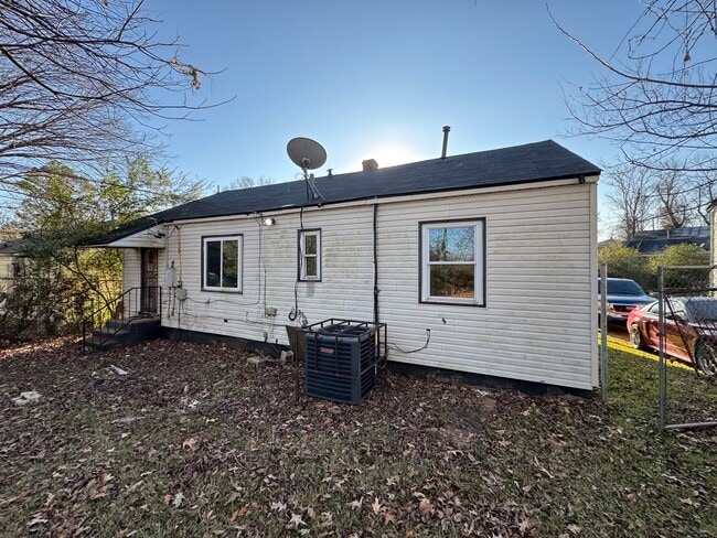 Photo - 784 Cherokee Ave