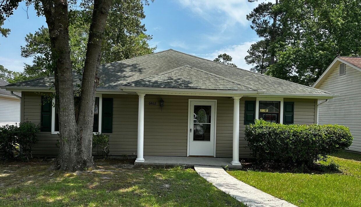 Front - 6462 Sweet Gum Trl (Myrtle Beach, SC)