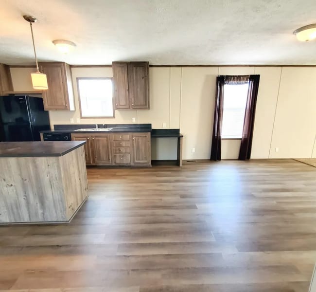 Photo - 9482 Lighthouse Dr