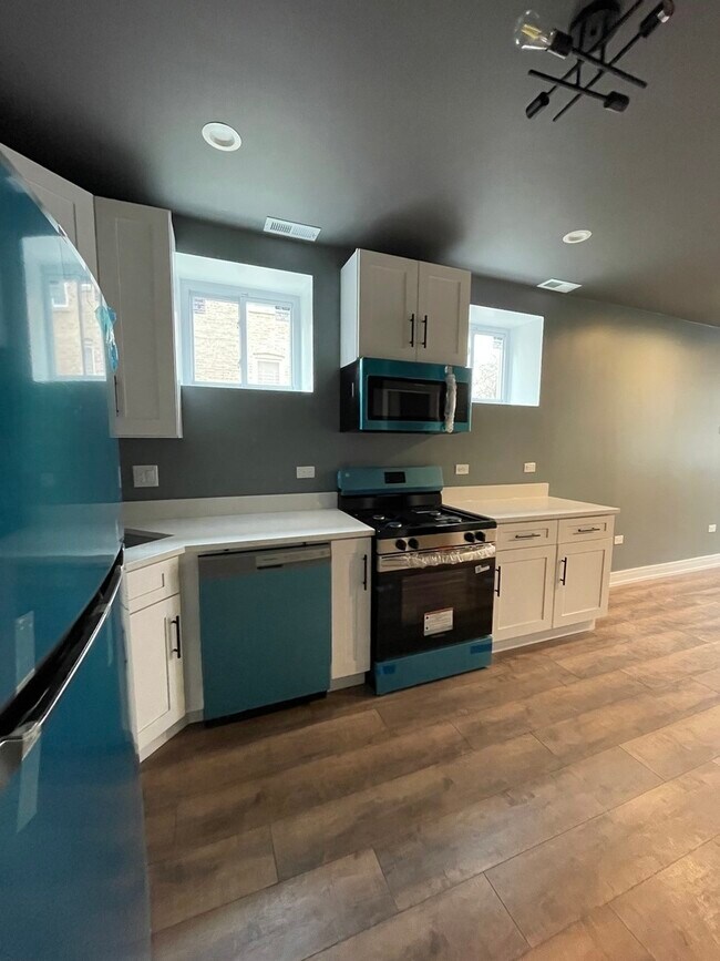 Photo - 1531 S Harding Ave Unidad G