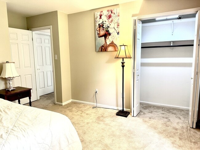 Photo - 6636 Isle of Skye Dr Unit Room