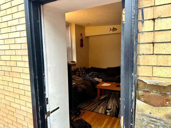 Building Photo - 108 Myrtle St Unit A