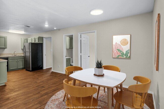 Photo - 1013/1015 Advance St Unidad 1015