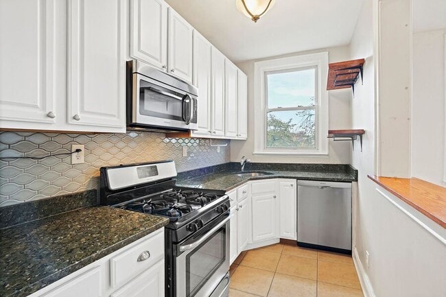 Building Photo - 4120 14th St NW