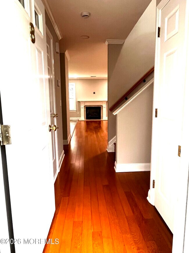 Photo - 8 Buford Ct