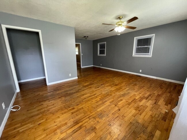 Photo - Cute 3/1 House in Calvert City Limits