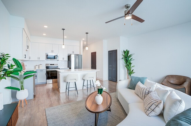 Summerwell Buenaventura Lakes-POI-008 - Encanto Isla