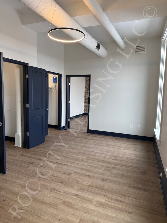 Photo - 151 St Paul St Unit 04 Series