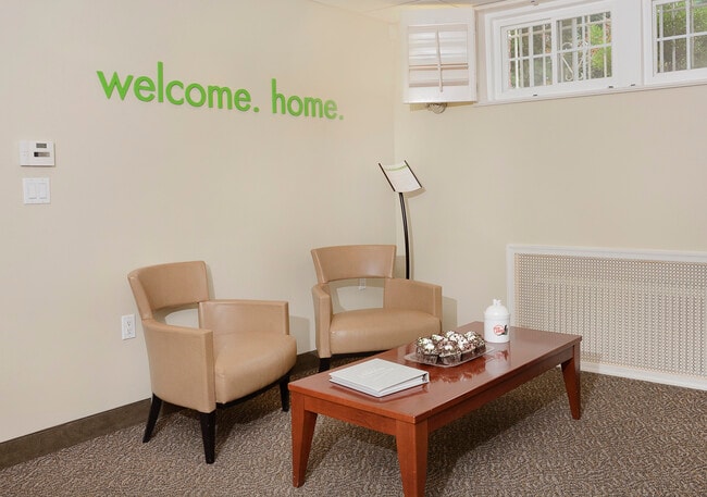 Leasing center