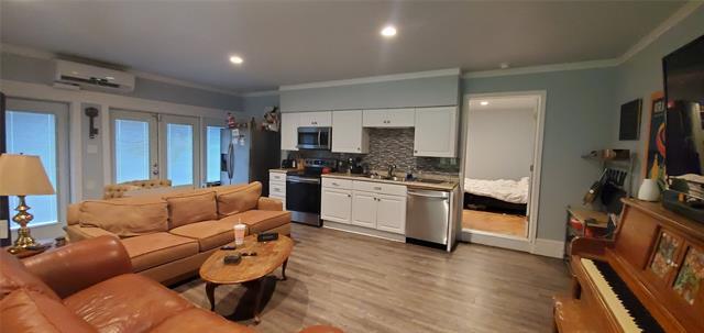 Photo - 1815 Greenwood Dr
