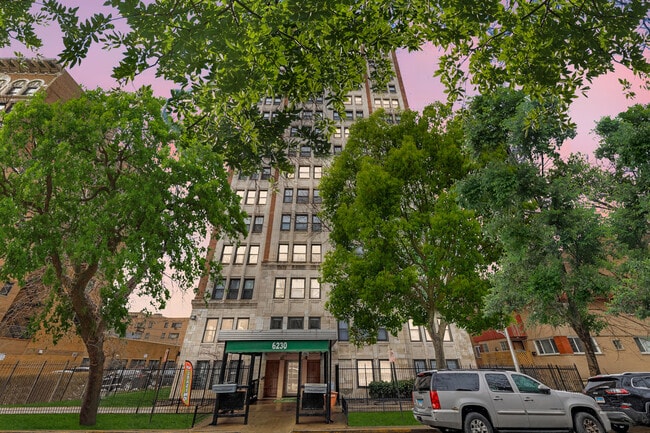 Building Photo - 6230 N Kenmore Ave Unit 1107 Rental