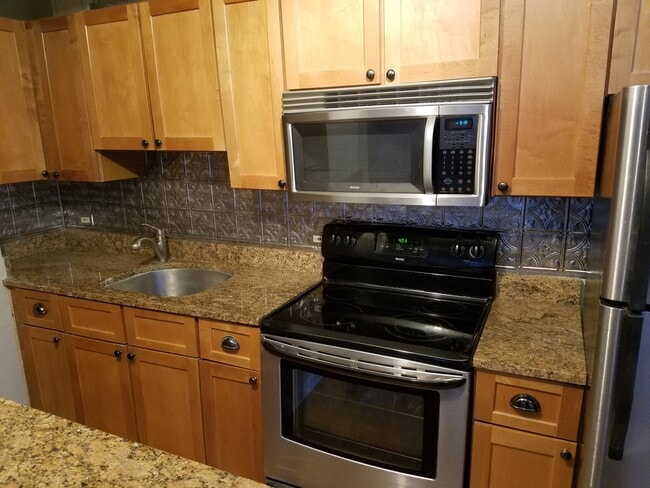 Photo - 4180 N Marine Dr Unidad 601