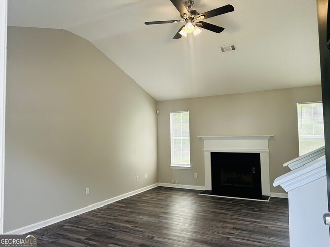 Photo - 7018 New Dale Rd