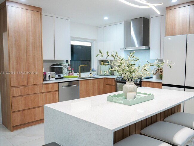 Photo - 7951 NW 37th Dr