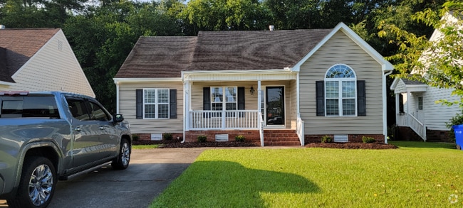 Building Photo - 1009 Sebring Dr Rental
