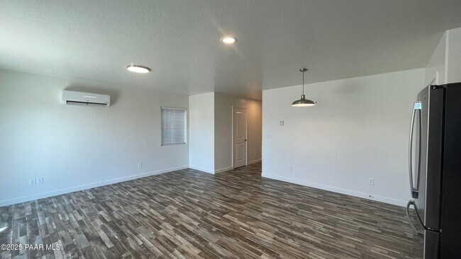 Photo - 3981 N Robert Rd