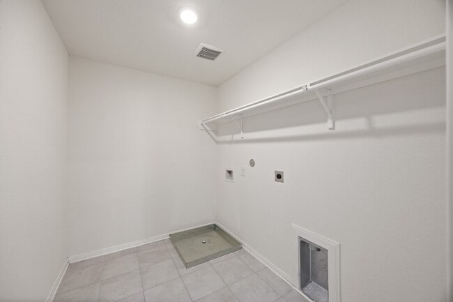 Building Photo - 25619 Cartington Ln