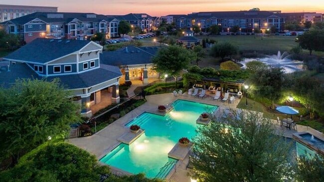 Photo - 14301 Center Station Dr Unidad c7