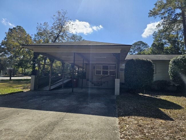 Photo - 1222 N Ridge Ave