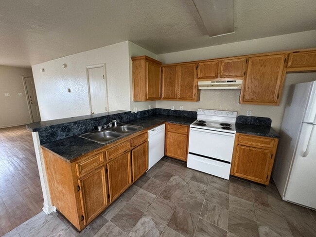 3408 Zephyr Rd Unit D