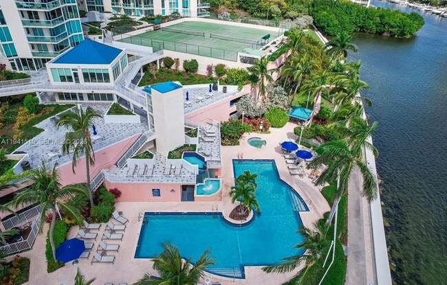 Photo - 3370 NE 190th St Unit 615