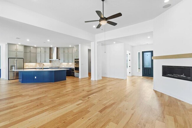 Photo - 151 Starfire Dr