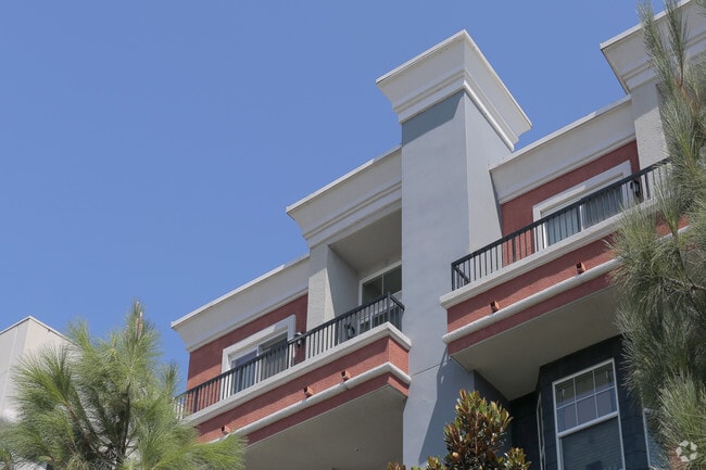 The Magnolia at Sherman Oaks