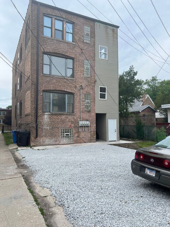 Photo - 8445 S Ingleside Ave